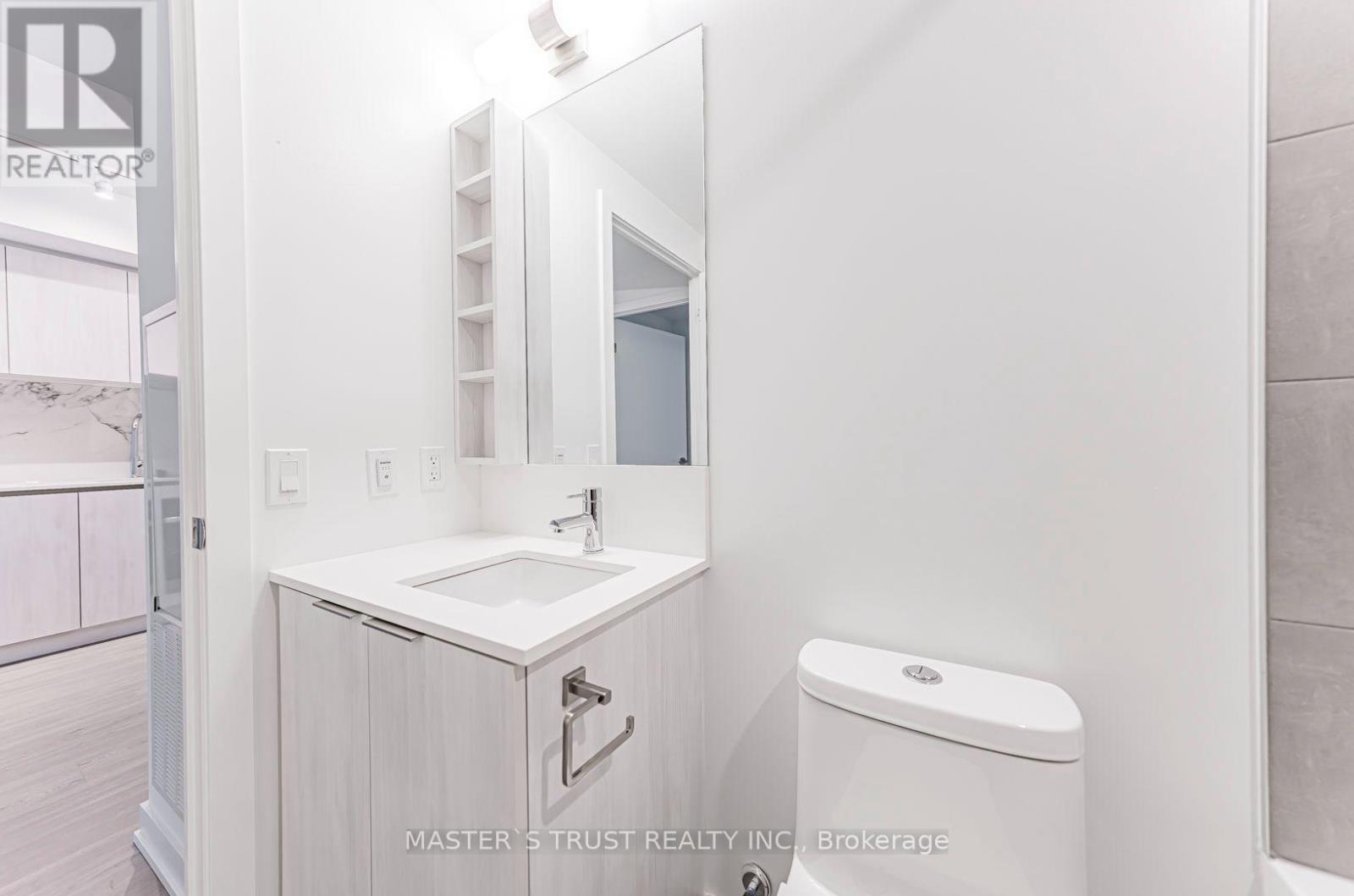 701 - 8 Wellesley Street W, Toronto, Ontario  M4Y 0J5 - Photo 15 - C13698702