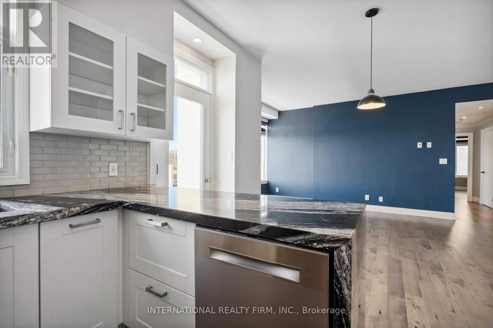389 - 32 Stadium Road, Toronto, Ontario M5V 3P4 - Photo 12 - C13698710