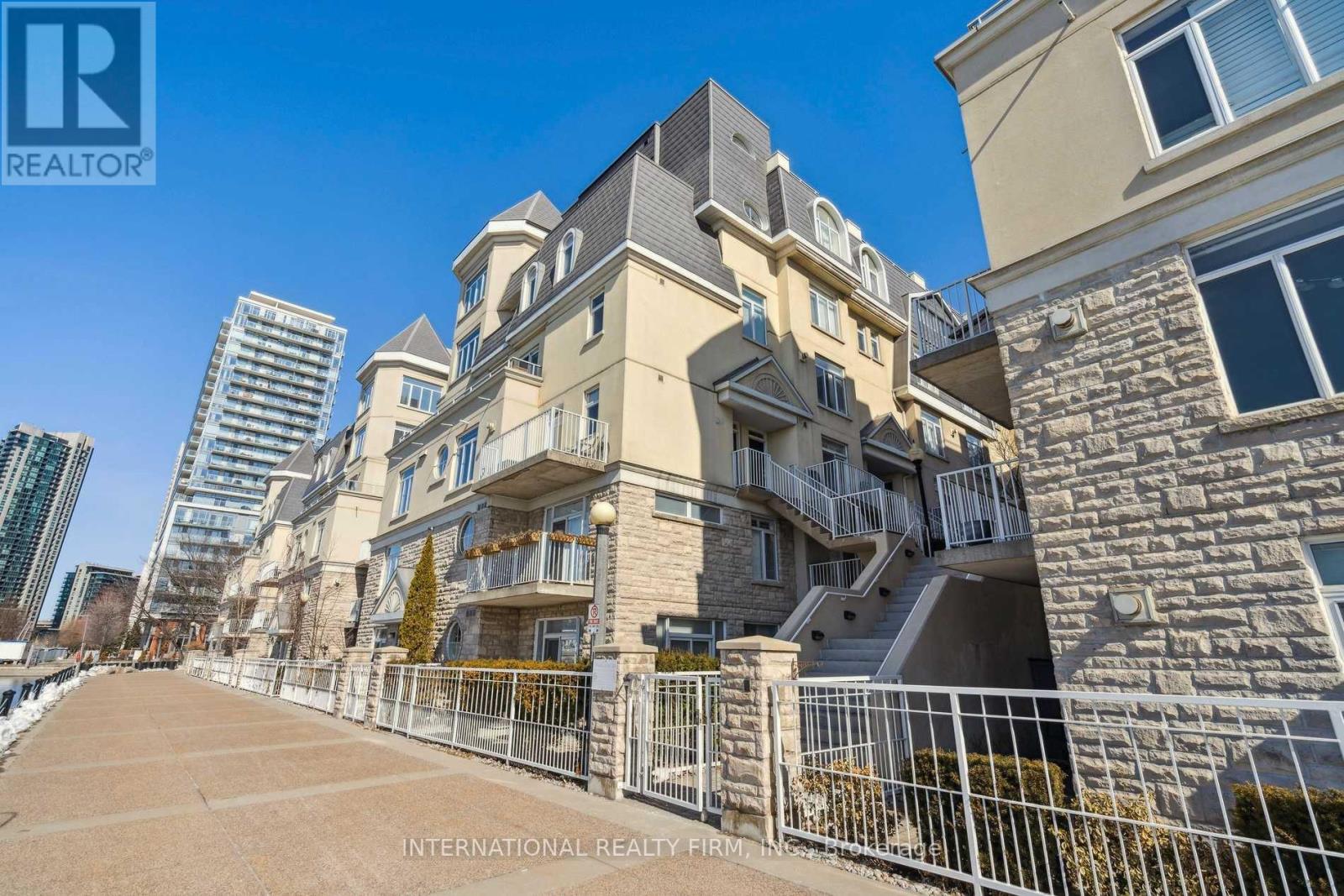 389 - 32 Stadium Road, Toronto, Ontario M5V 3P4 - Photo 38 - C13698710