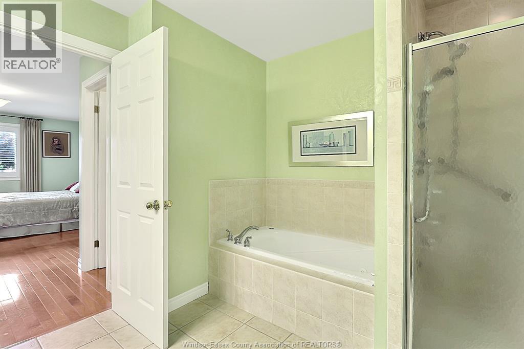 1099 Imperial Crescent, Windsor, Ontario  N9G 2T4 - Photo 22 - 26020401
