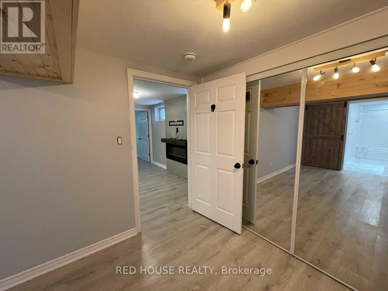 Lower - 69 Simpson Road, Newmarket, Ontario  L3Y 5E5 - Photo 7 - N13698678