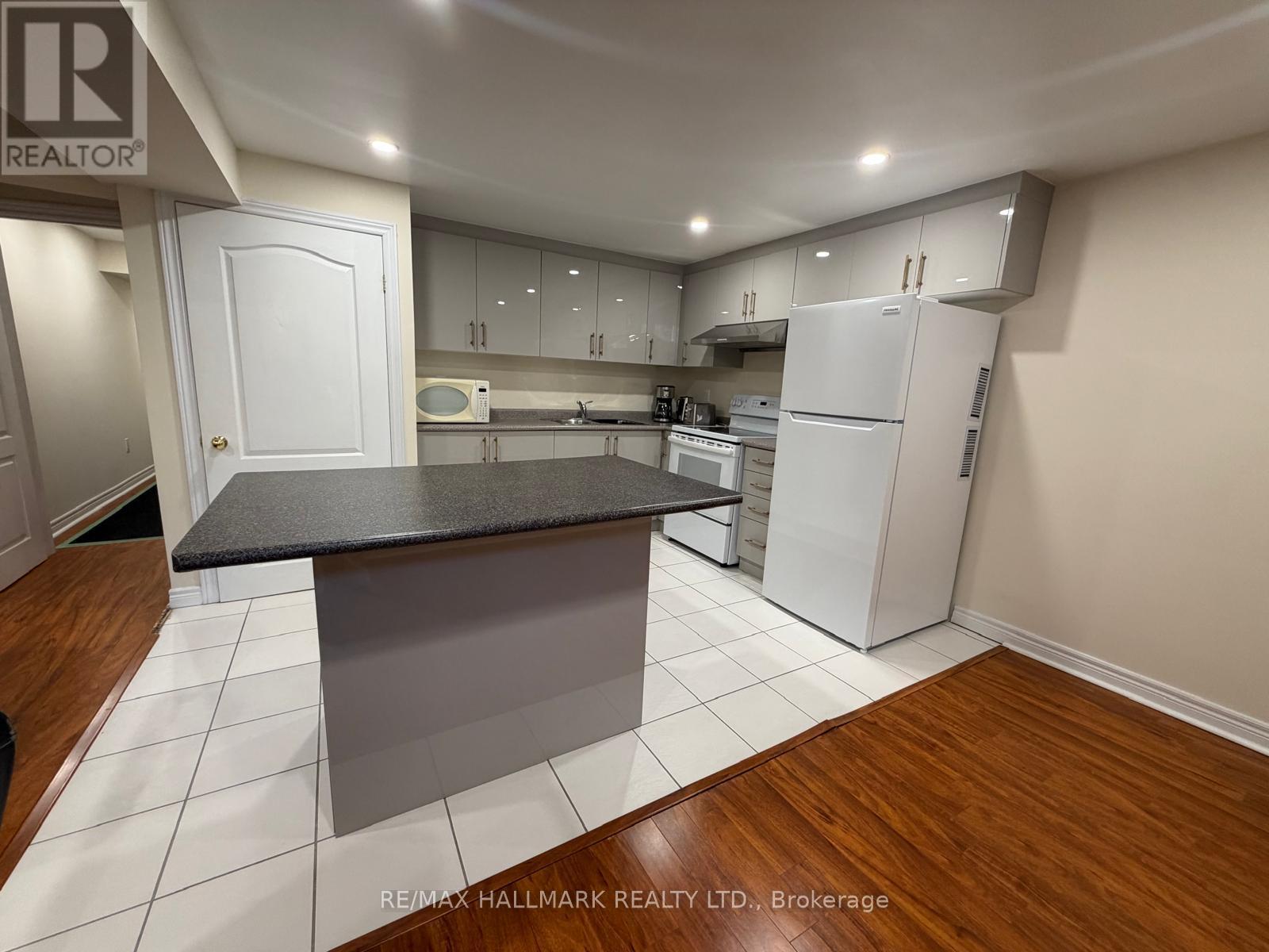 BASEMENT - 307 WELDRICK ROAD E, Richmond Hill, Ontario