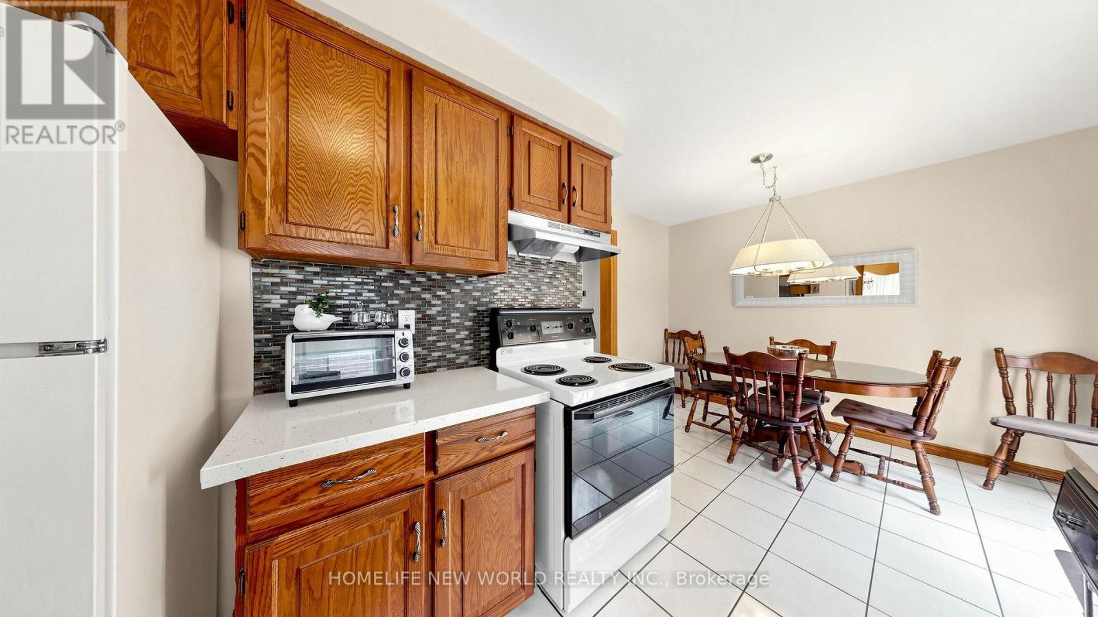 134 Crosby Avenue, Richmond Hill, Ontario  L4C 9N5 - Photo 14 - N13698694