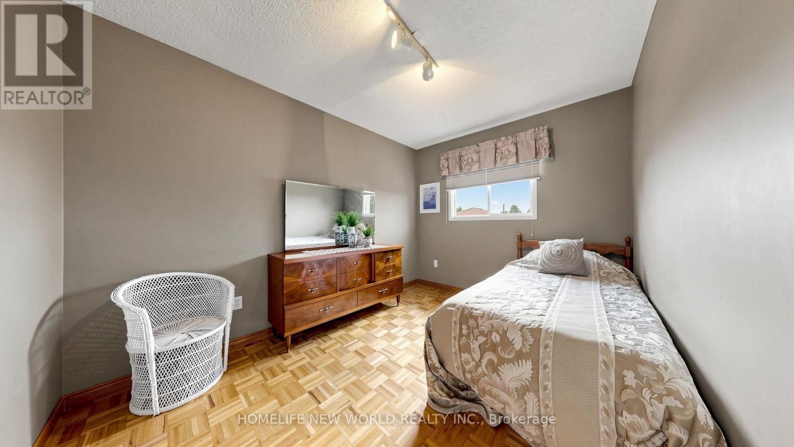 134 Crosby Avenue, Richmond Hill, Ontario  L4C 9N5 - Photo 24 - N13698694