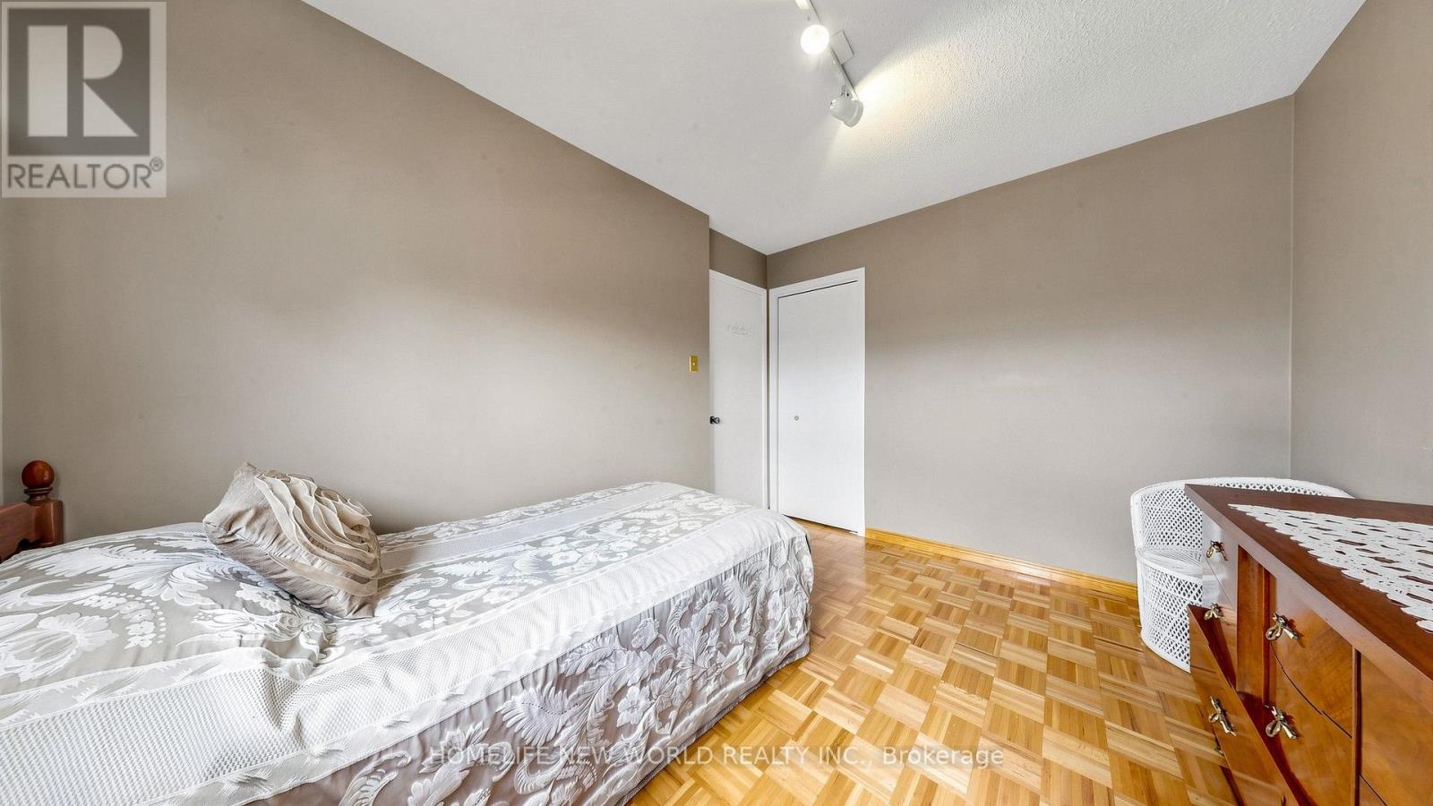 134 Crosby Avenue, Richmond Hill, Ontario  L4C 9N5 - Photo 25 - N13698694