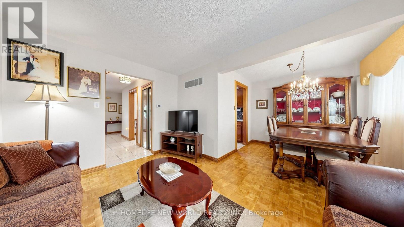 134 Crosby Avenue, Richmond Hill, Ontario  L4C 9N5 - Photo 9 - N13698694