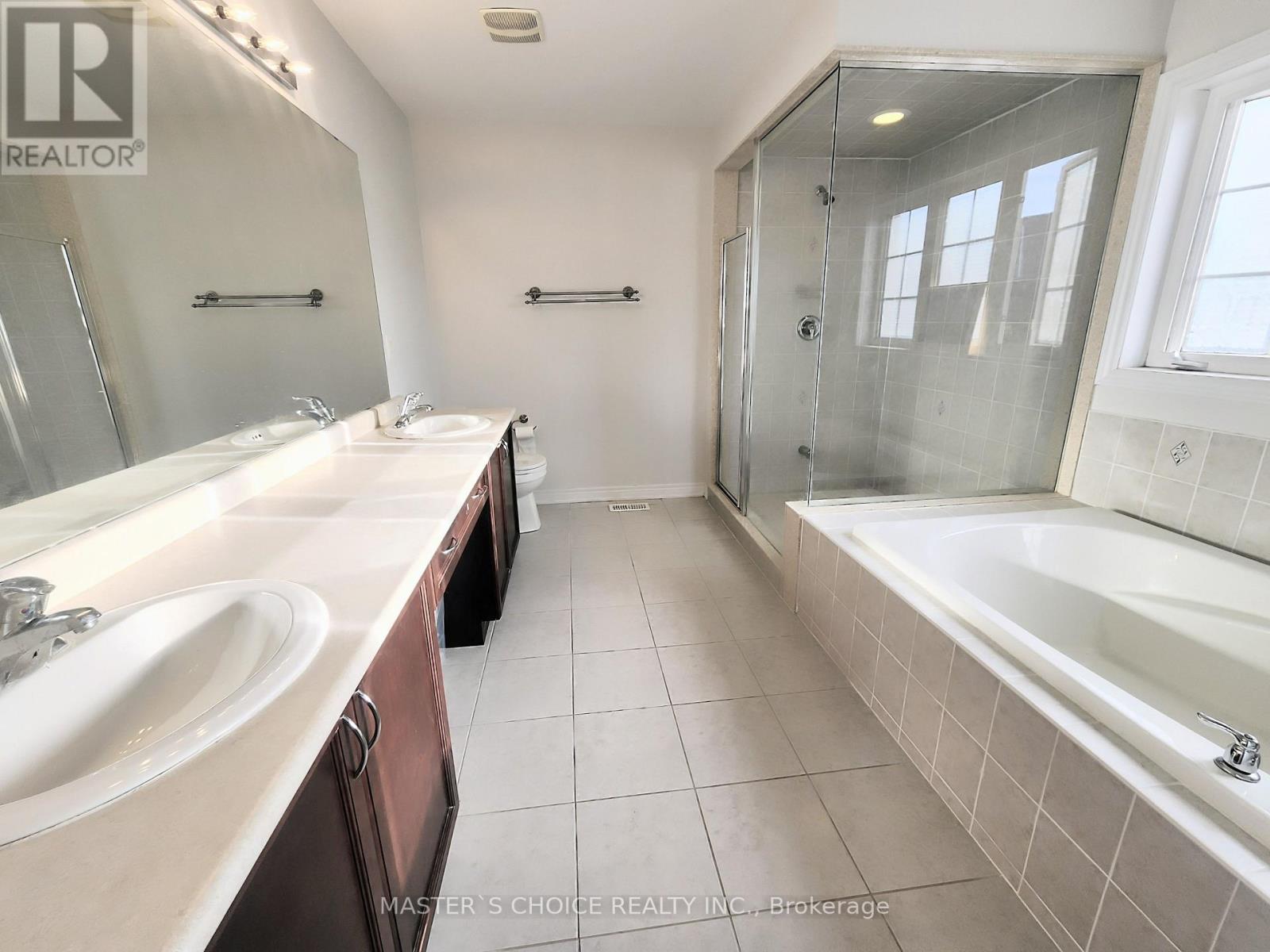 47 Sir Modesto Court, Vaughan, Ontario L6A 4G2 - Photo 18 - N13698712