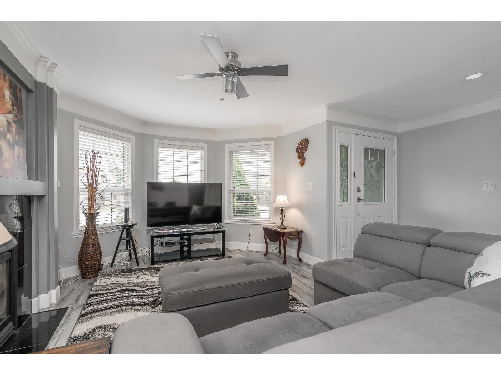 5821 188 Street, Surrey, British Columbia  V3S 7M1 - Photo 3 - R3134469