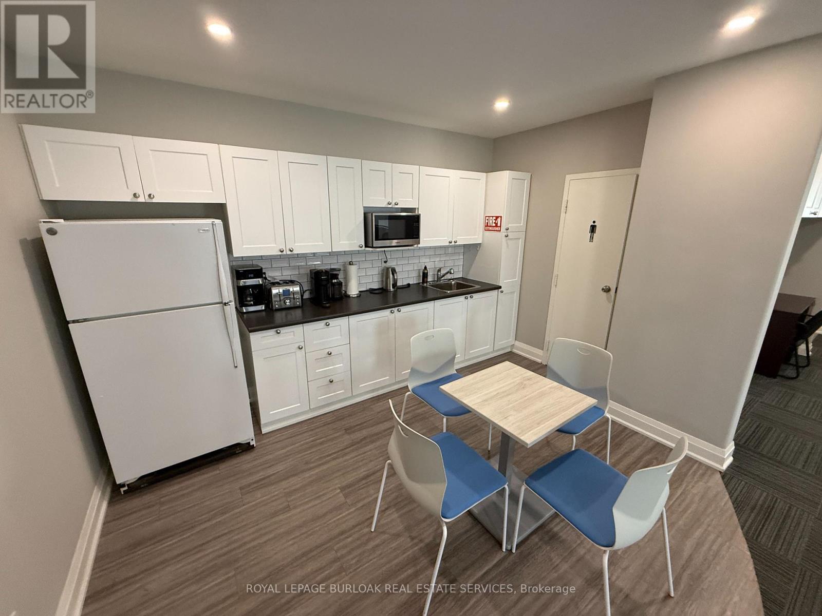 11 - 4180 Morris Drive, Burlington, Ontario  L7L 5L6 - Photo 8 - W13694208