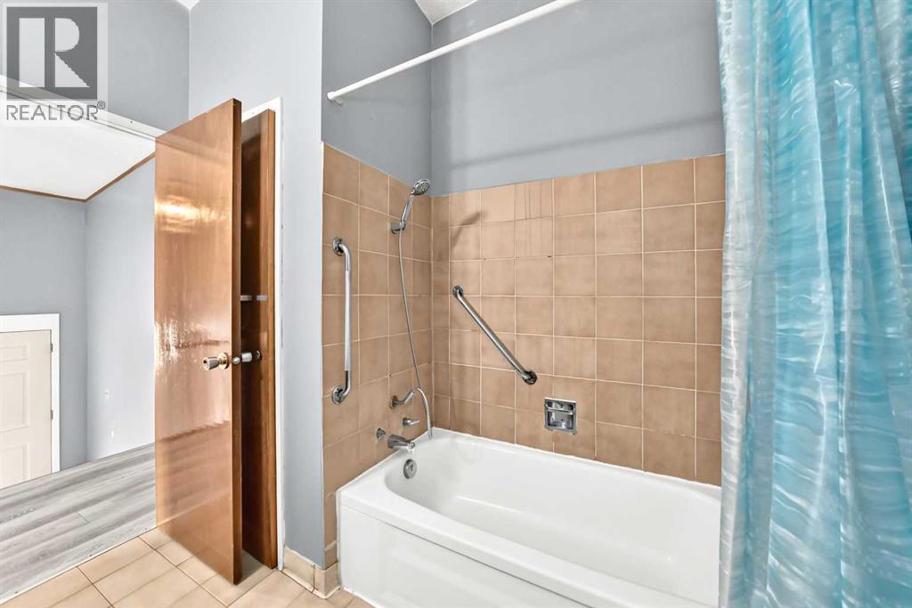 6329 Centre Street NW, Calgary, Alberta  T2K 0V3 - Photo 19 - A2322623