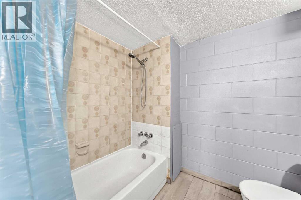 6329 Centre Street NW, Calgary, Alberta  T2K 0V3 - Photo 31 - A2322623