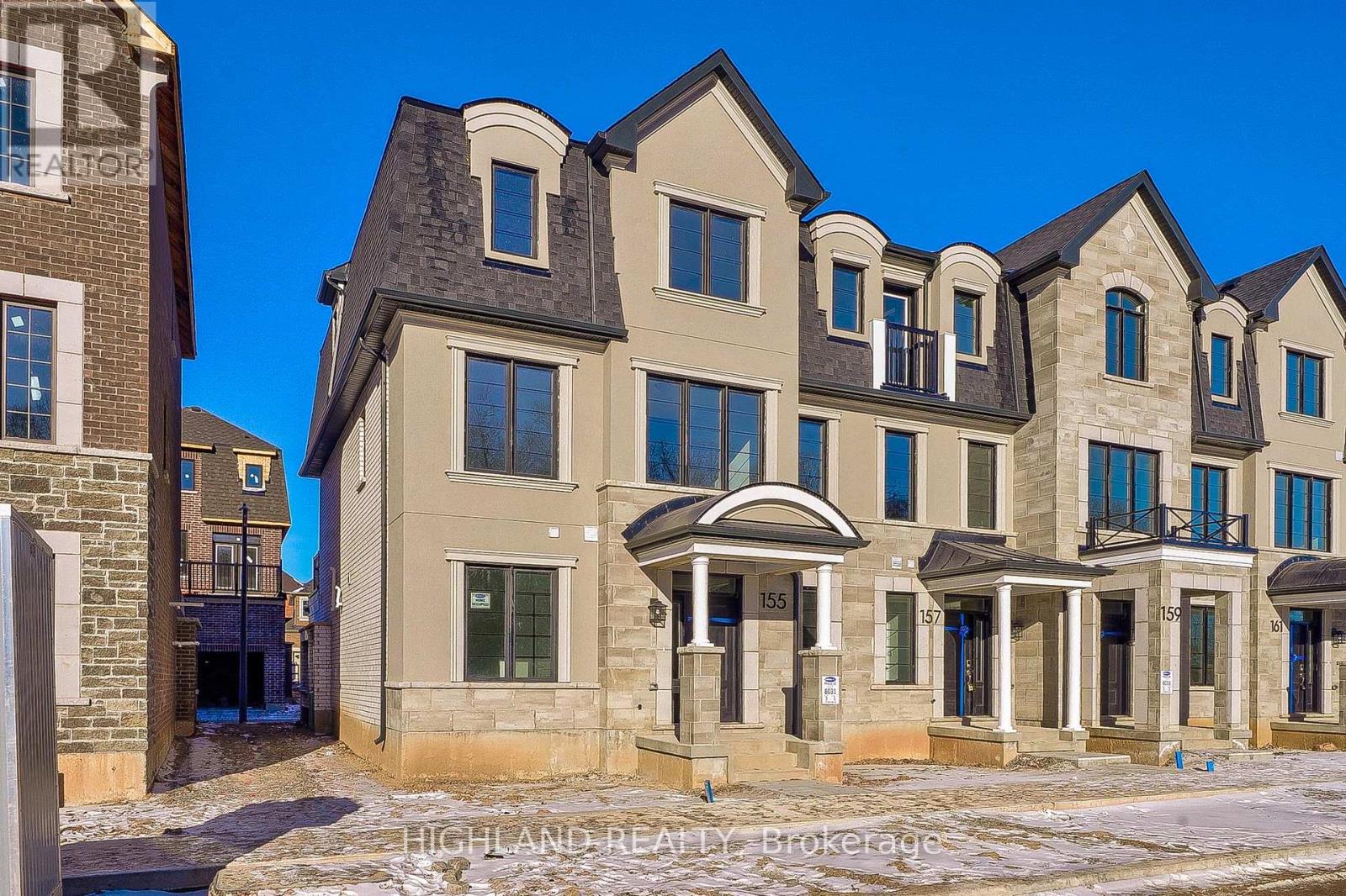 155 SETTLERS ROAD E, oakville (go glenorchy), Ontario