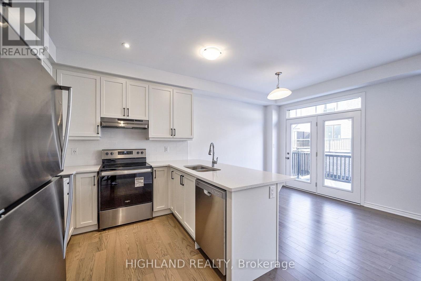 155 Settlers Road E, Oakville, Ontario  L6H 7X7 - Photo 14 - W13698676