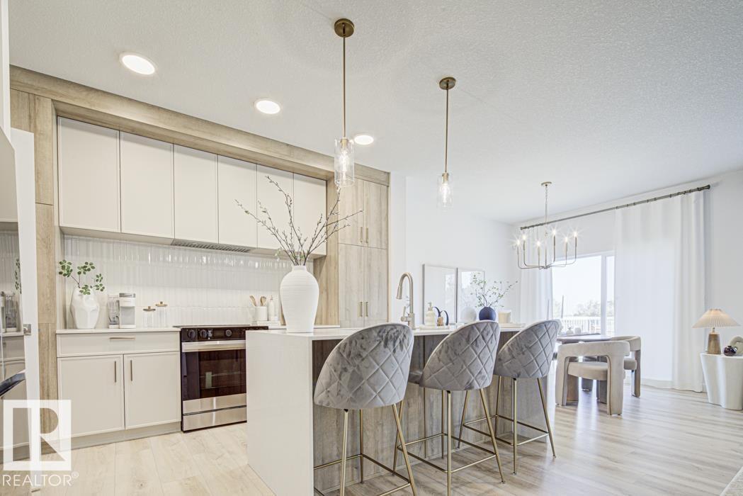 20743 40 Av NW, Edmonton, Alberta  T6M 3G1 - Photo 3 - E4504851