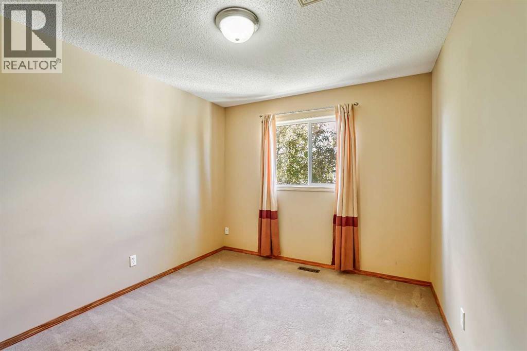 236 Covepark Close NE, Calgary, Alberta  T3K 5R3 - Photo 15 - A2323735
