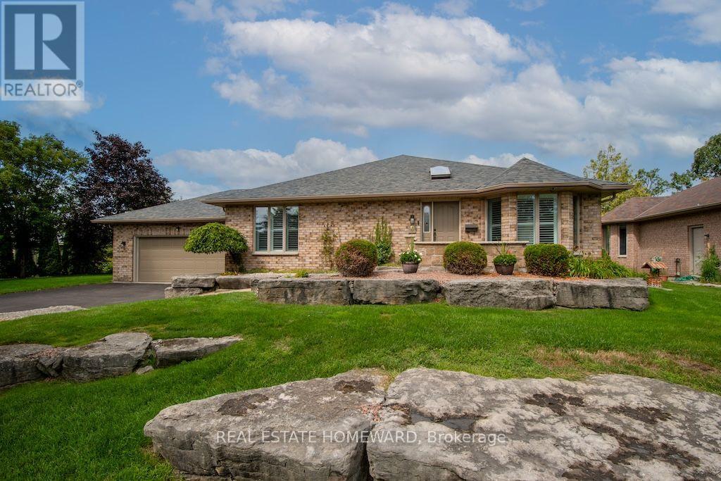 8 ISLAND BAY DRIVE, Kawartha Lakes, Ontario