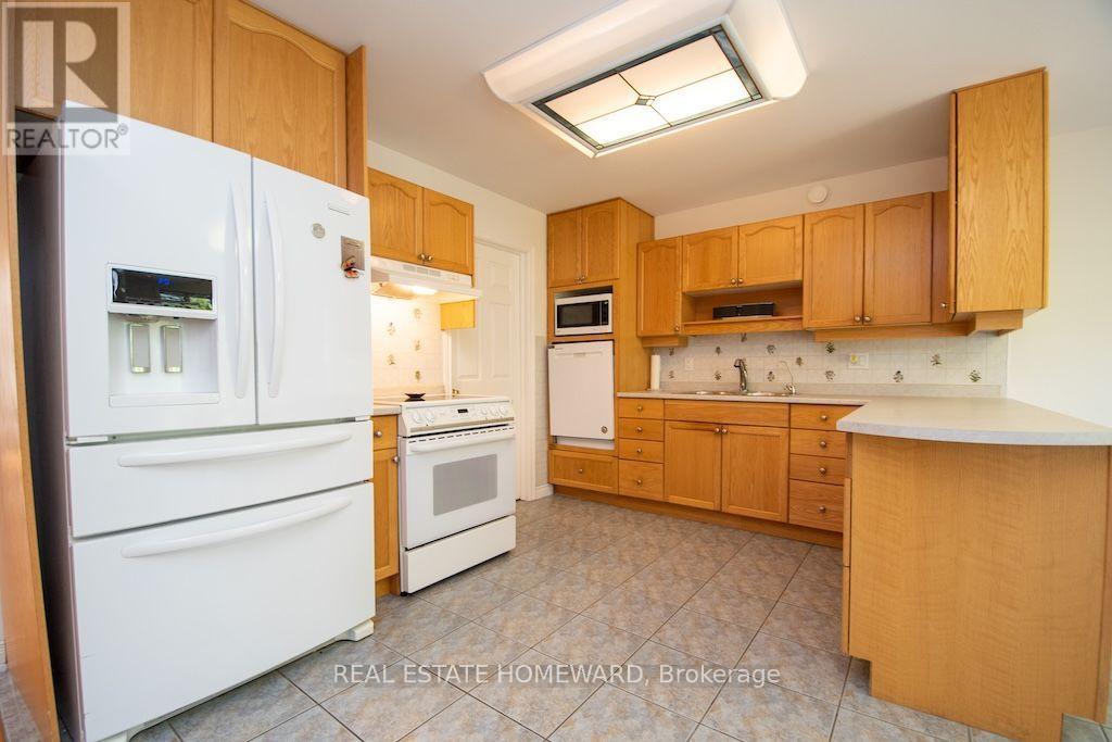 8 Island Bay Drive, Kawartha Lakes, Ontario  K0M 1A0 - Photo 7 - X13698700