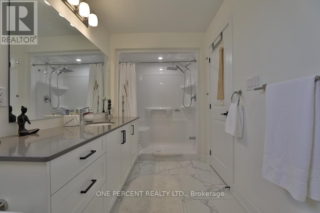 72 Dusenbury Drive, Loyalist, Ontario  K0H 2H0 - Photo 35 - X13698720