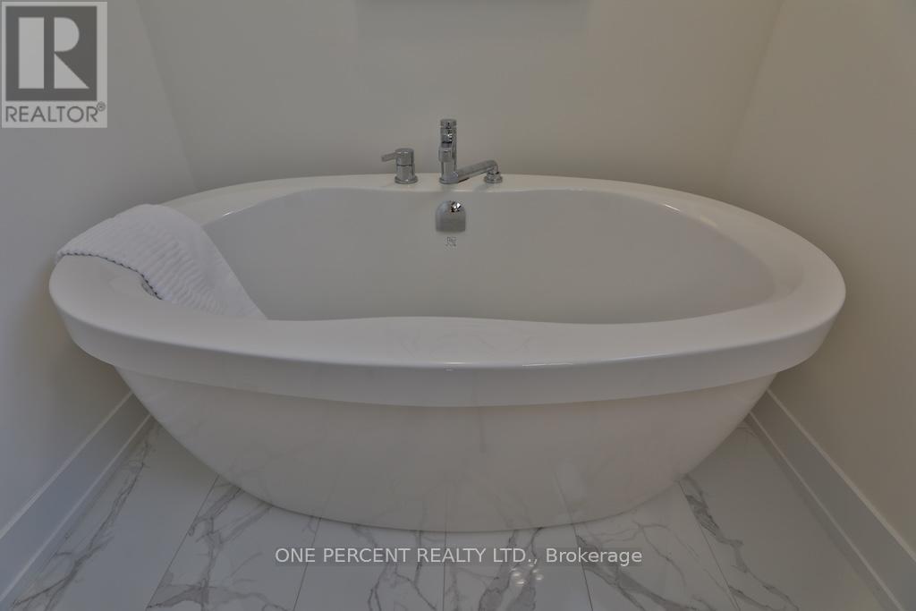 72 Dusenbury Drive, Loyalist, Ontario  K0H 2H0 - Photo 36 - X13698720