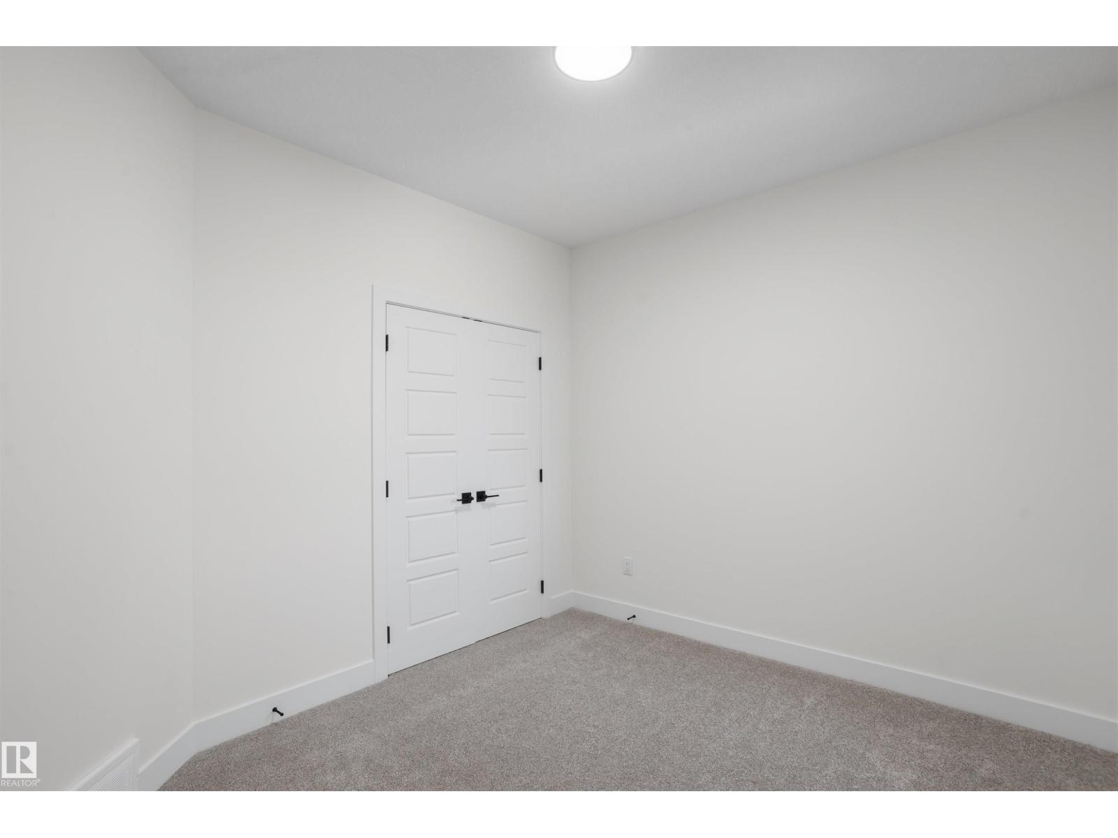 727 158 Av NE, Edmonton, Alberta  T5Y 4M9 - Photo 32 - E4504853