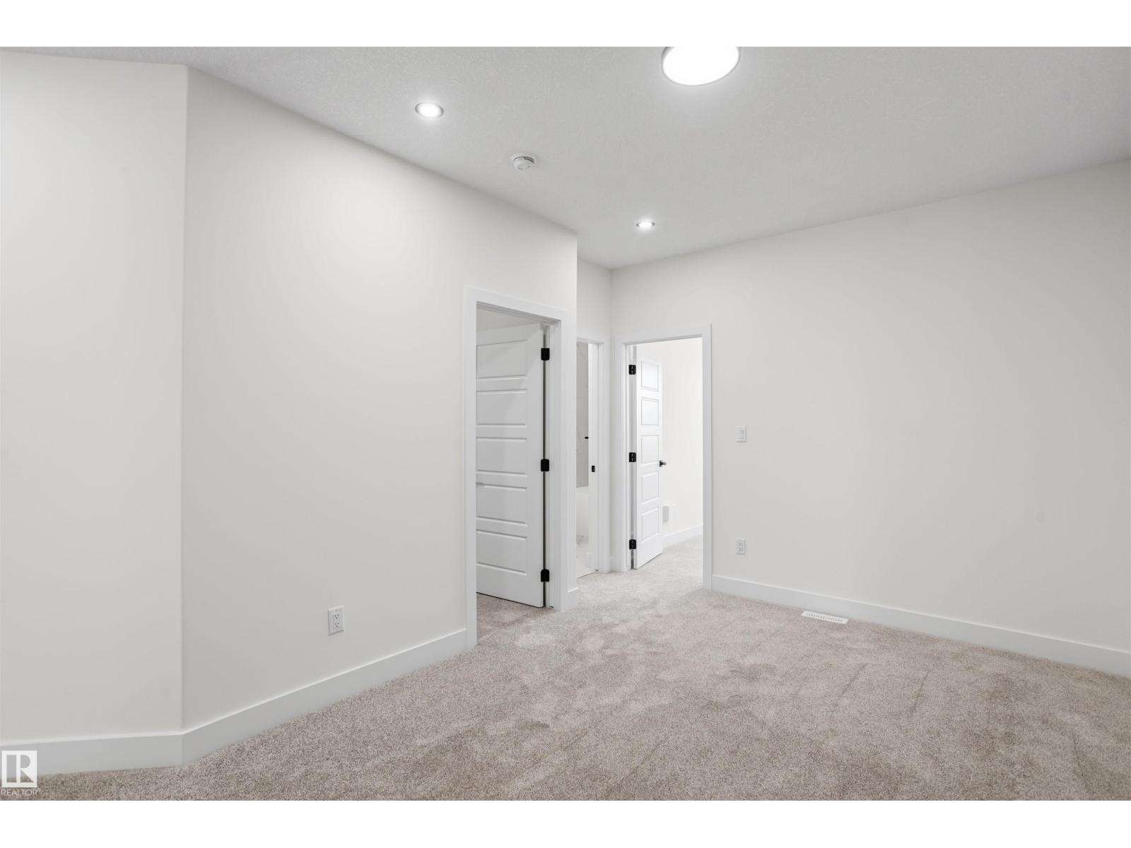 727 158 Av NE, Edmonton, Alberta  T5Y 4M9 - Photo 31 - E4504853