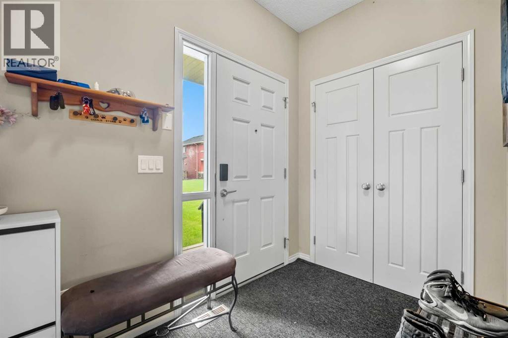 116 Drake Landing Loop, Okotoks, Alberta  T1S 0H4 - Photo 4 - A2326079