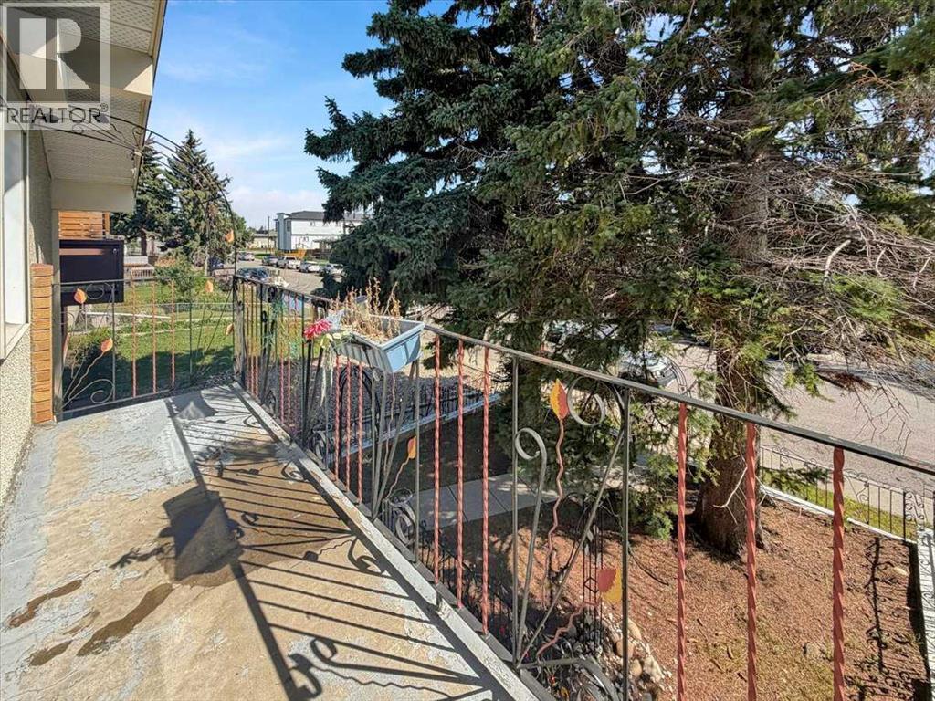 2025 40 Street SE, Calgary, Alberta  T2B 1B6 - Photo 23 - A2338170