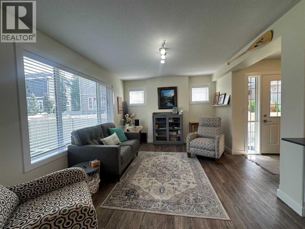 33 Gair Close, Red Deer, Alberta  T4P 2P9 - Photo 6 - A2338154
