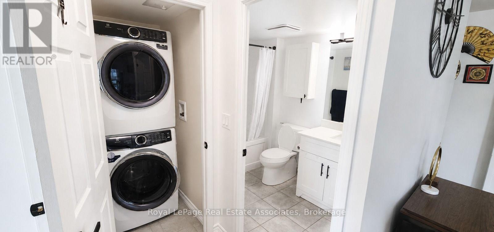 1910 - 19 Grand Trunk Crescent, Toronto, Ontario  M5J 3A3 - Photo 20 - C13694106