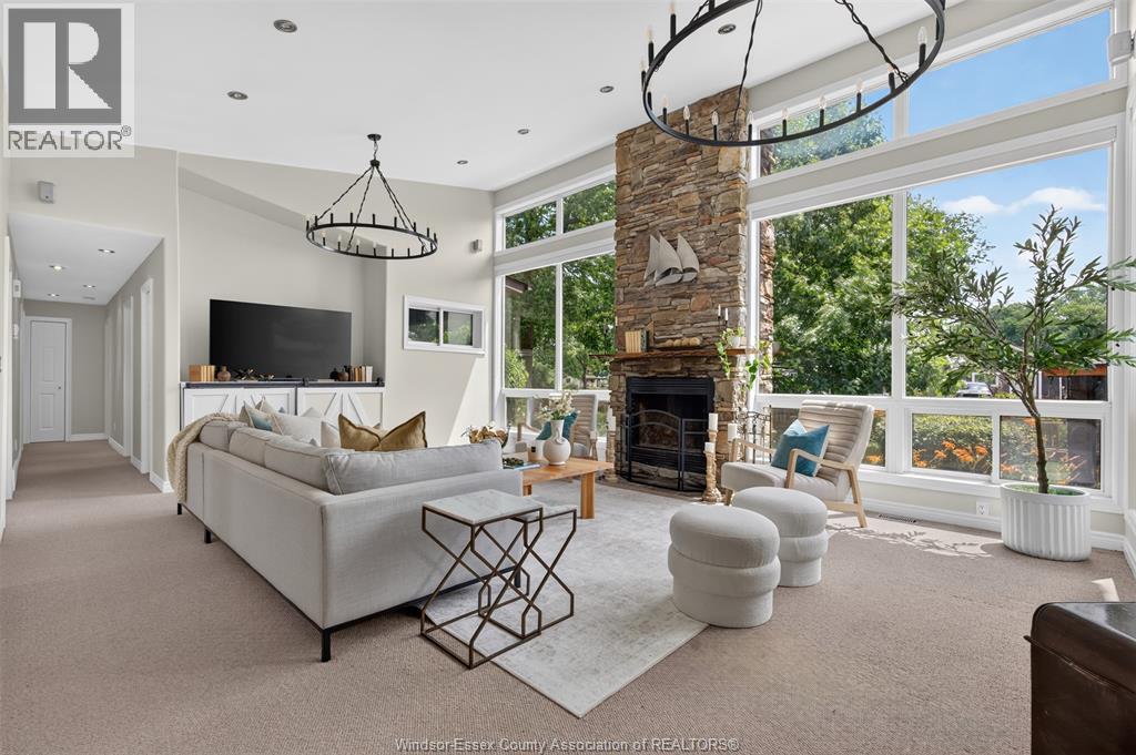 236 Deerbrook DRIVE, Lakeshore, Ontario