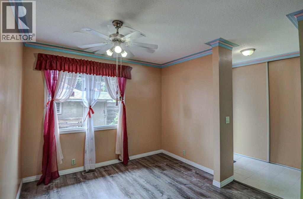 56, 1055 72 Avenue NW, Calgary, Alberta T2K 5S4 - Photo 4 - A2326321