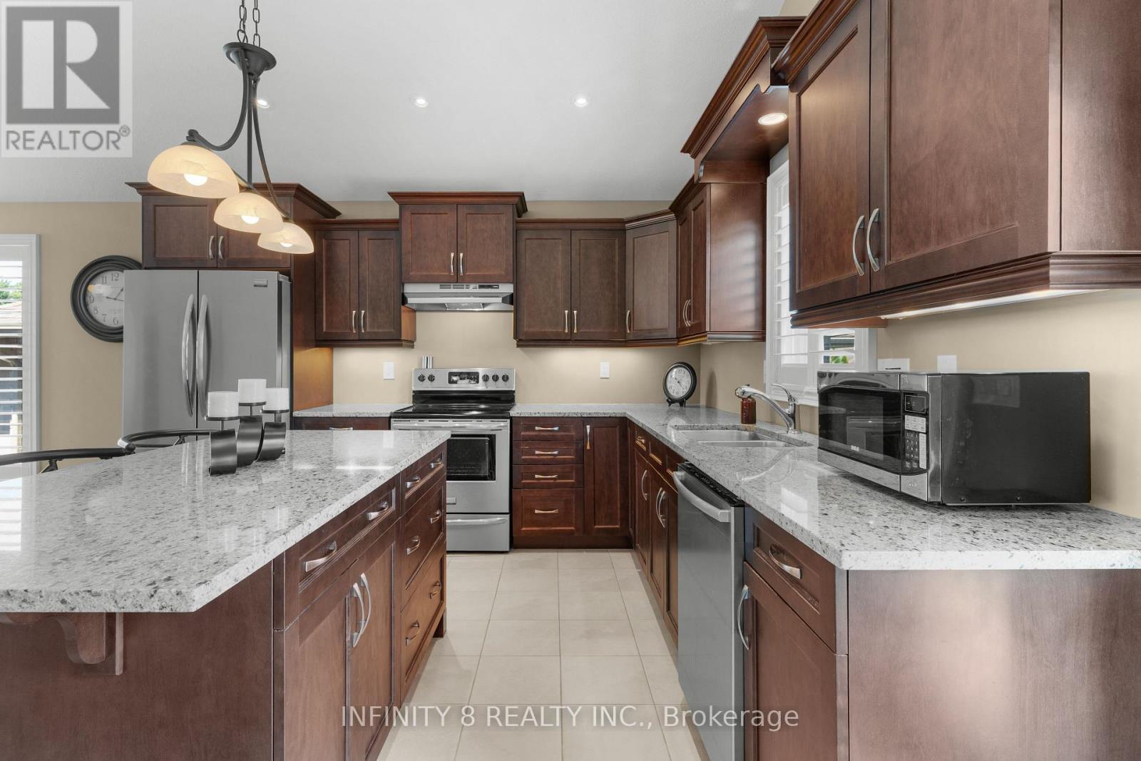 10 Sapphire Court, St. Catharines, Ontario  L2M 0A4 - Photo 11 - X13698746