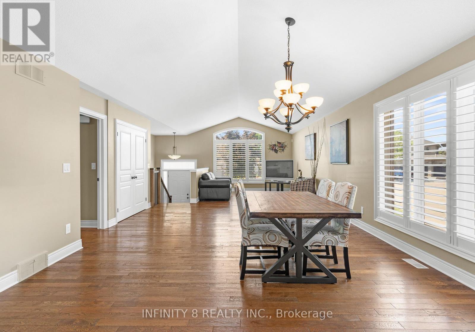 10 Sapphire Court, St. Catharines, Ontario  L2M 0A4 - Photo 13 - X13698746