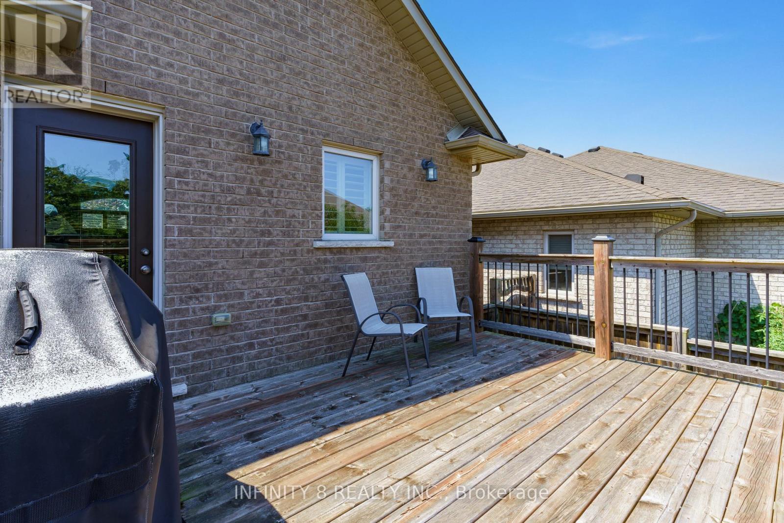 10 Sapphire Court, St. Catharines, Ontario  L2M 0A4 - Photo 35 - X13698746