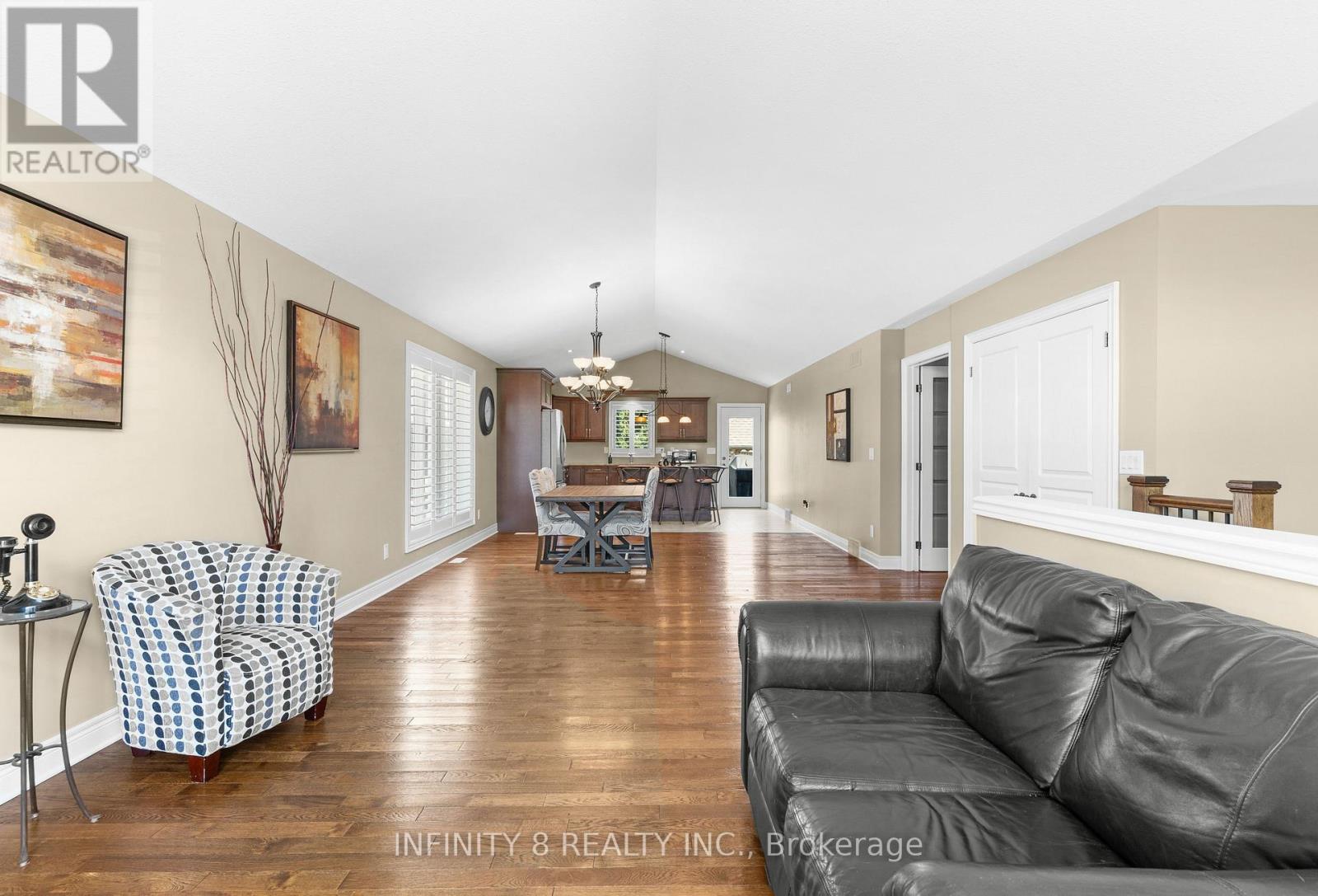 10 Sapphire Court, St. Catharines, Ontario  L2M 0A4 - Photo 7 - X13698746
