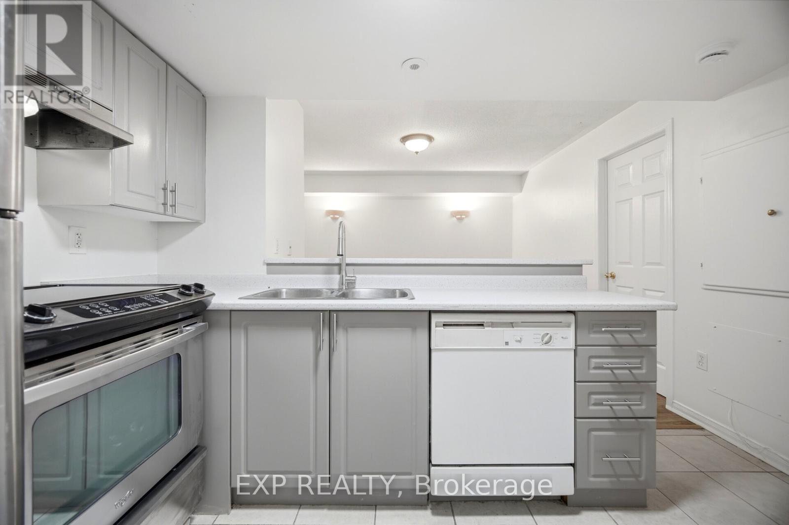 93 - 200 Mclevin Avenue, Toronto, Ontario  M1B 6C8 - Photo 4 - E13698742