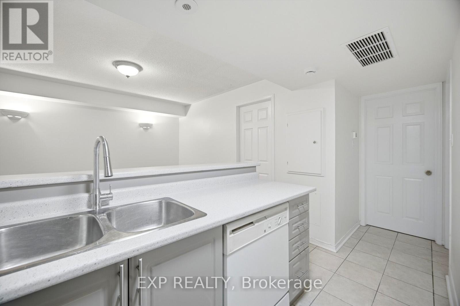 93 - 200 Mclevin Avenue, Toronto, Ontario  M1B 6C8 - Photo 8 - E13698742