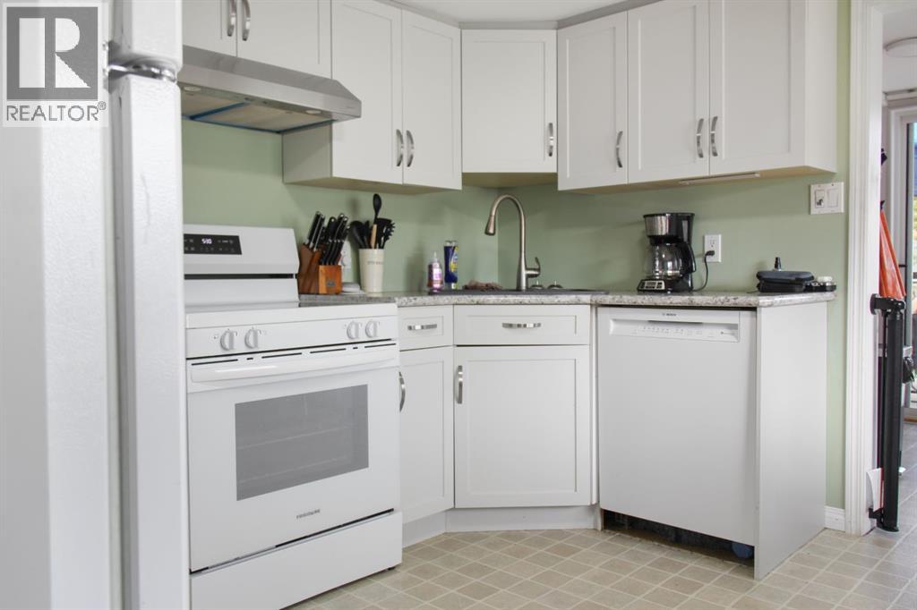 216 Sanden Street, Bawlf, Alberta  T0B 0J0 - Photo 7 - A2338841