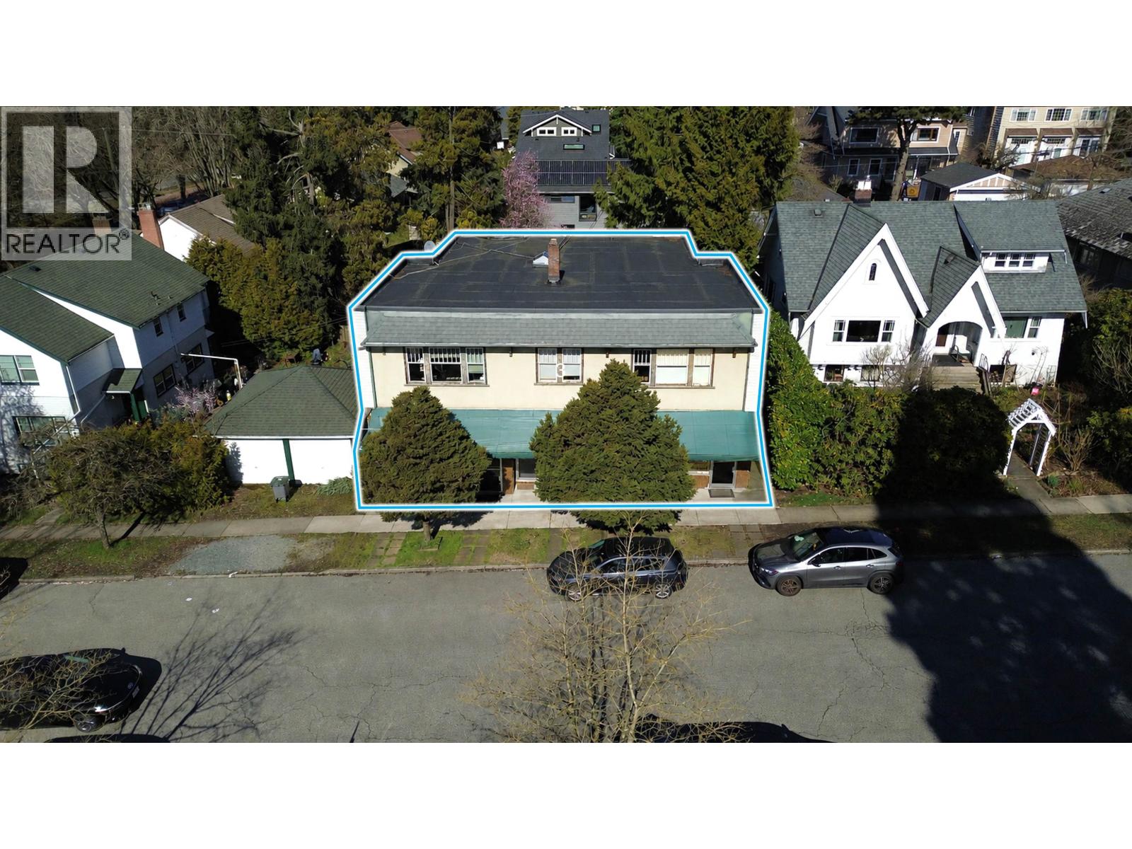 2075 W 37TH AVENUE, Vancouver, British Columbia