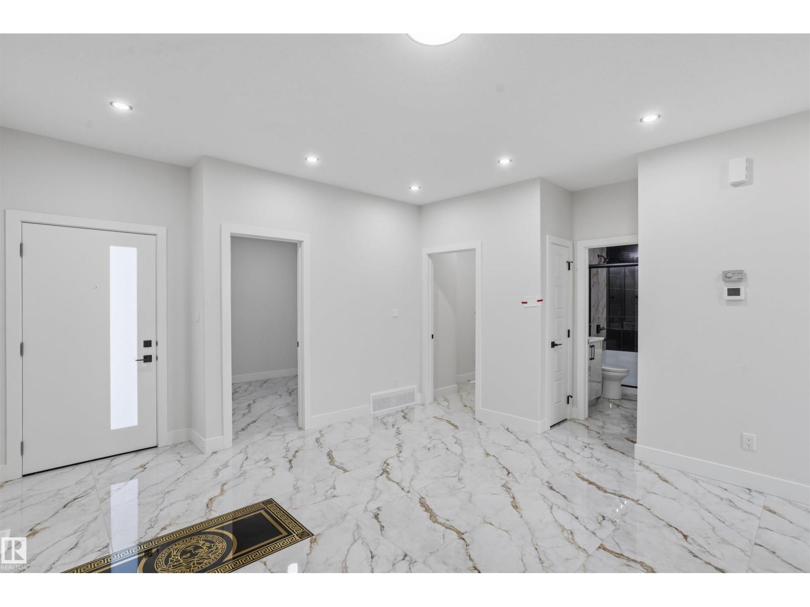 2318 6a Av SW, Edmonton, Alberta  T6X 3E8 - Photo 3 - E4504856