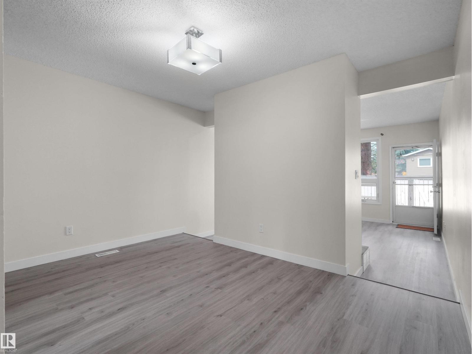 #47 1904 48 St NW, Edmonton, Alberta  T6L 5H3 - Photo 11 - E4504858