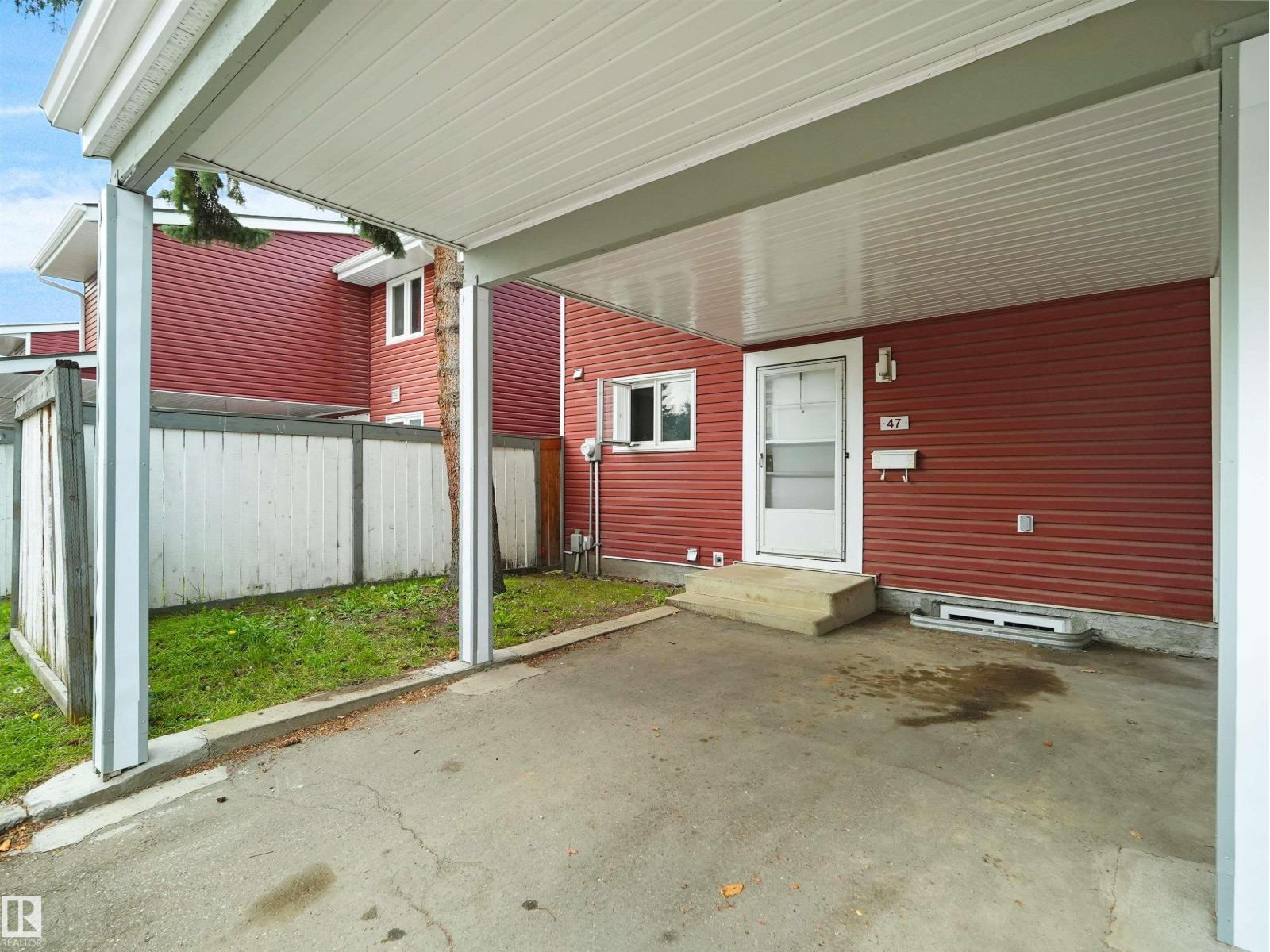#47 1904 48 St NW, Edmonton, Alberta  T6L 5H3 - Photo 2 - E4504858