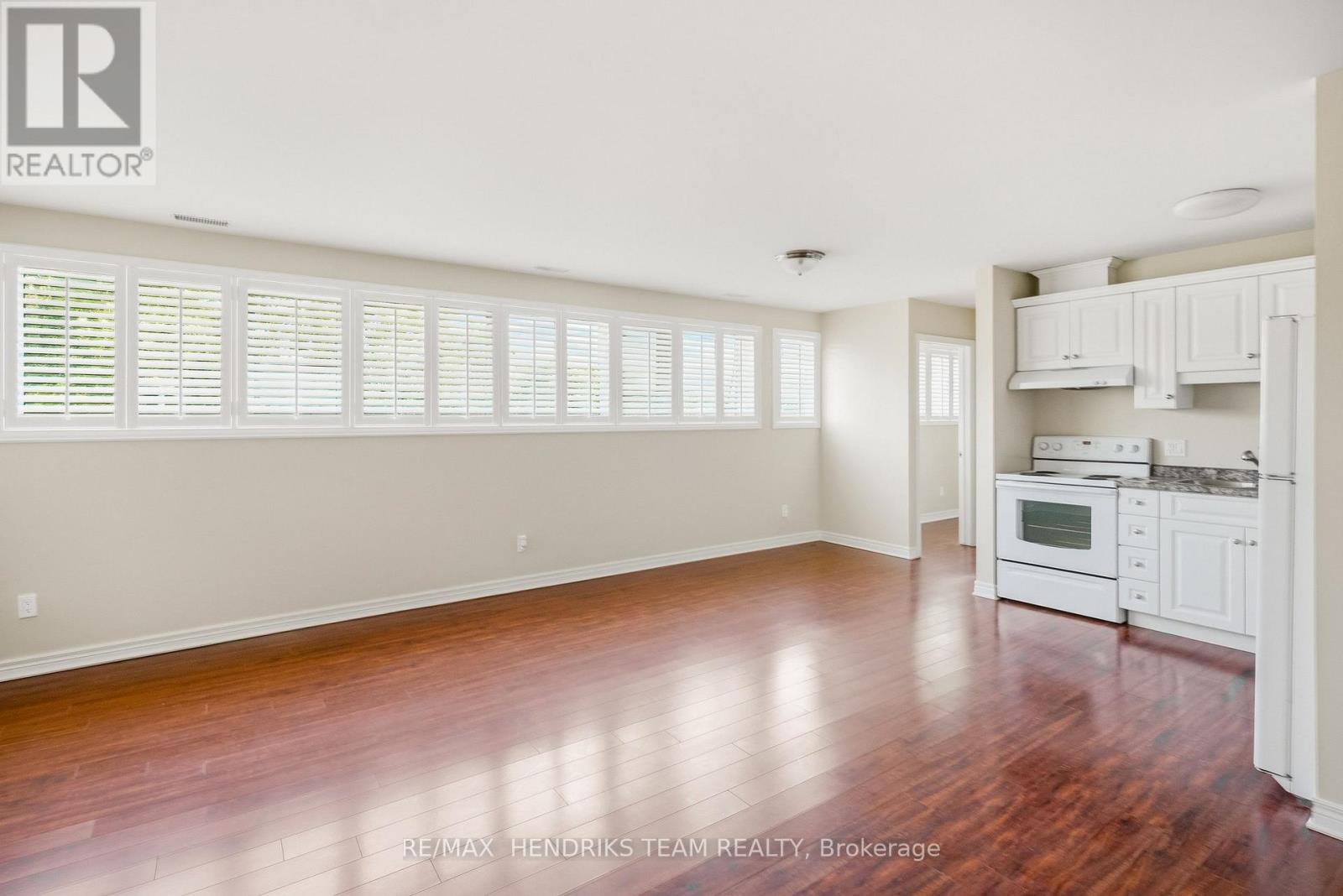 Upper Floor (2b) - 320 Vine Street, St. Catharines, Ontario  L2M 4T3 - Photo 7 - X13678746