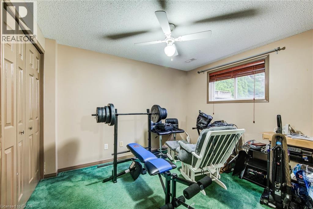 562 Erinbrook Drive, Kitchener, Ontario  N2E 3M8 - Photo 10 - 40845438