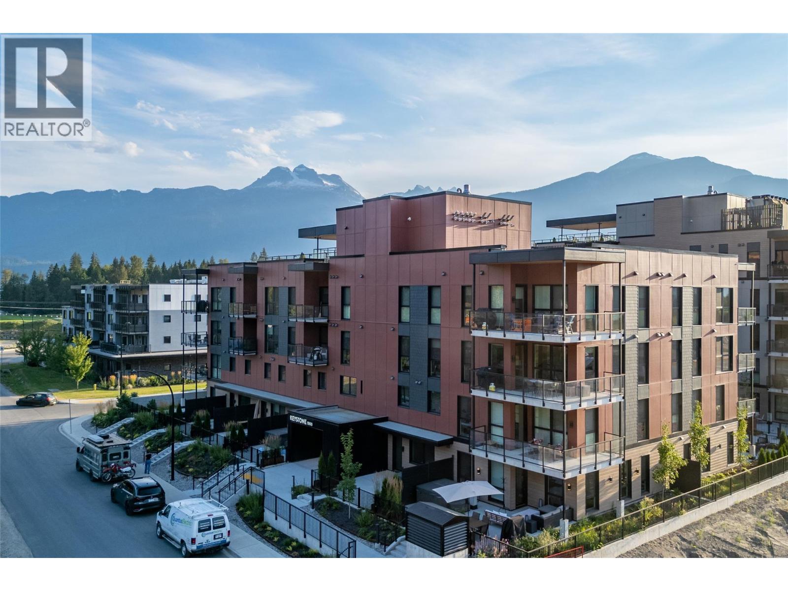 1702 Coursier Avenue Unit# 1301, Revelstoke, British Columbia  V0E 2S3 - Photo 2 - 10398279