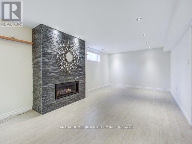 178 WATERLOO AVENUE, Toronto, Ontario