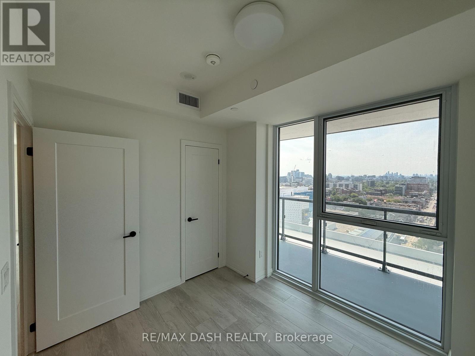 1810 - 280 Dundas Street W, Toronto, Ontario  M5T 0E3 - Photo 13 - C13698758