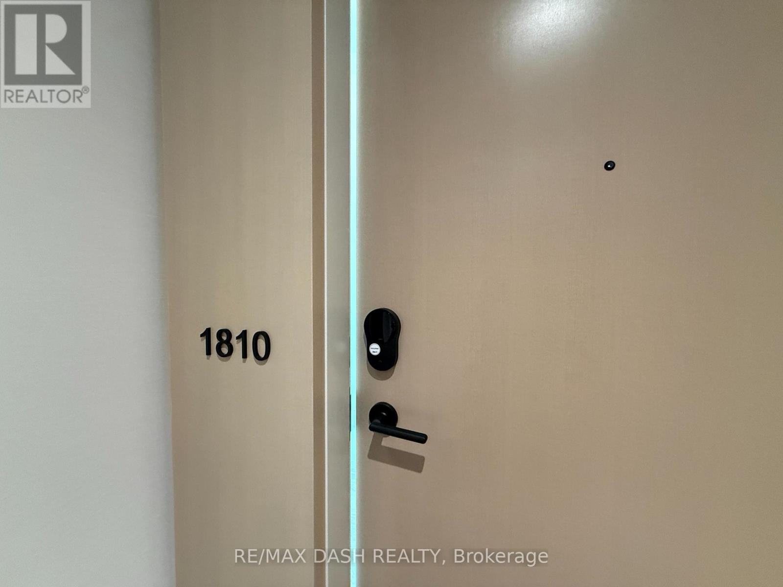 1810 - 280 Dundas Street W, Toronto, Ontario  M5T 0E3 - Photo 3 - C13698758