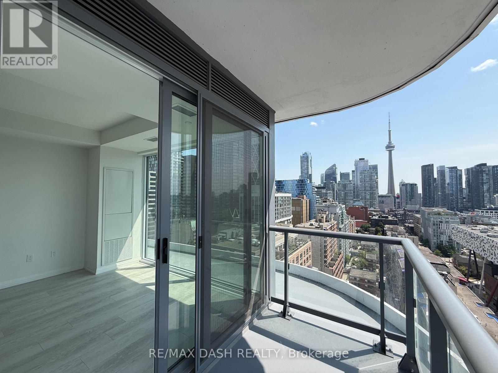 1810 - 280 Dundas Street W, Toronto, Ontario  M5T 0E3 - Photo 5 - C13698758
