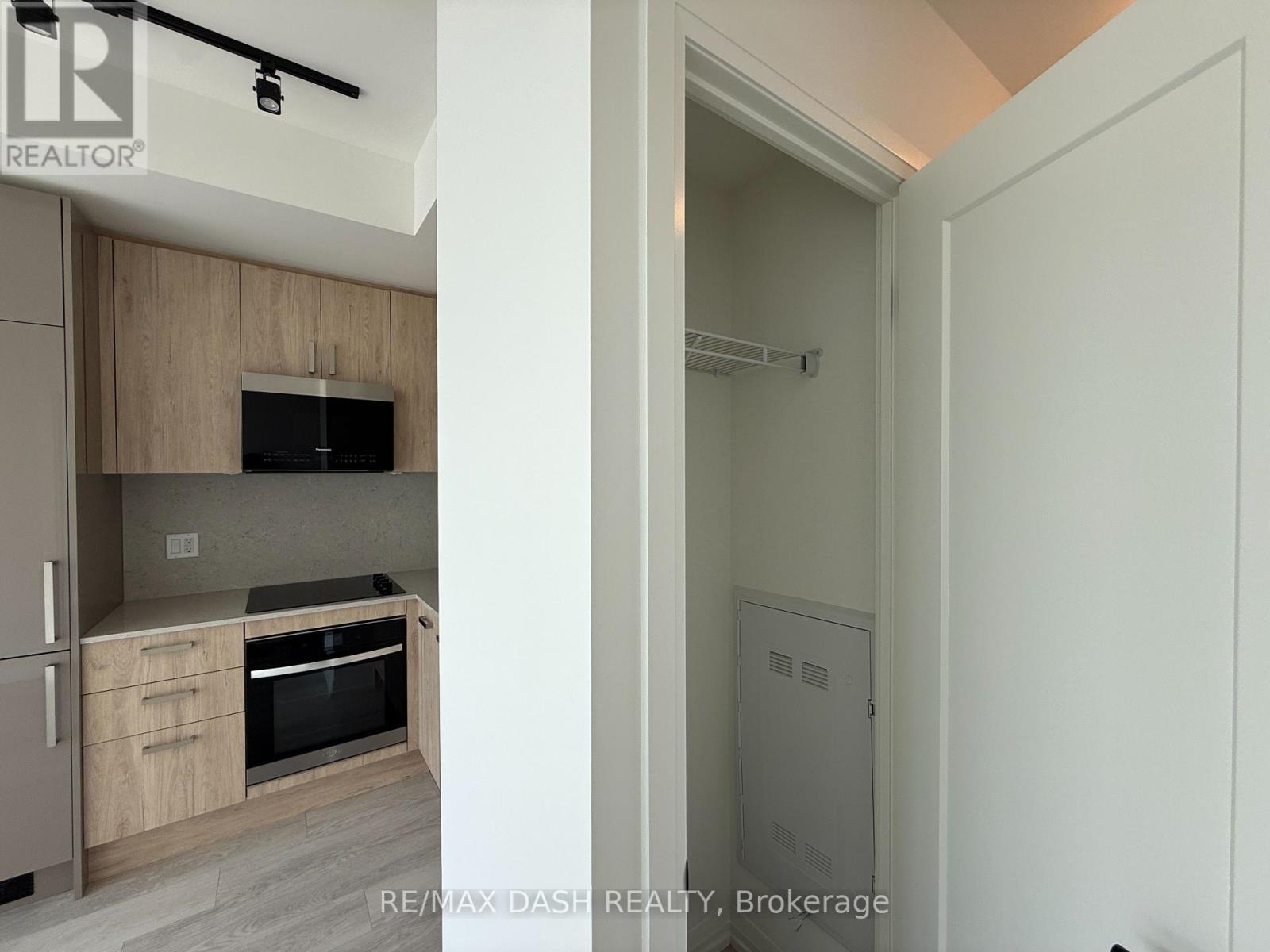 1810 - 280 Dundas Street W, Toronto, Ontario  M5T 0E3 - Photo 7 - C13698758